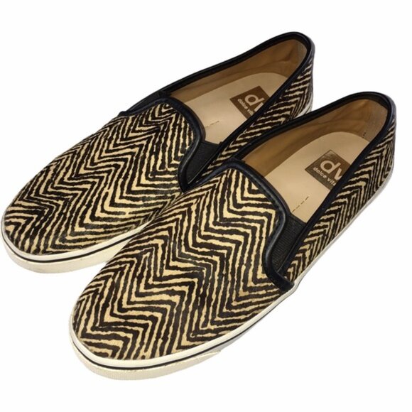 DV DOLCE VITA Animal Print Slip On Sneakers Sz 8.5 - Picture 1 of 15